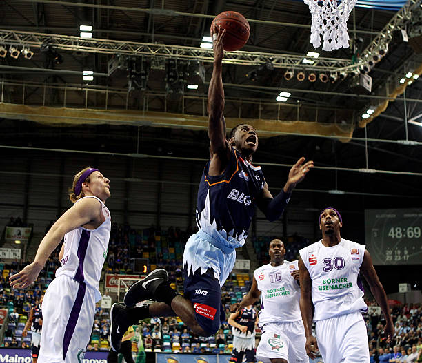 甲效力期间 甲效力期间